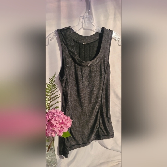 🍋 Lululemon Charcoal Gray Ruffle Cool Sleeveless Athletic Tank Size 8 - Picture 2 of 9